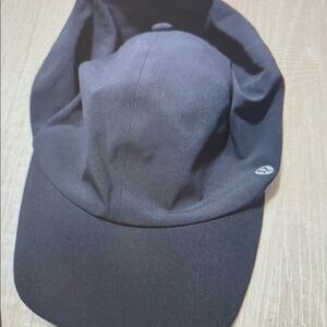 Lululemon women’s fast and free run hat